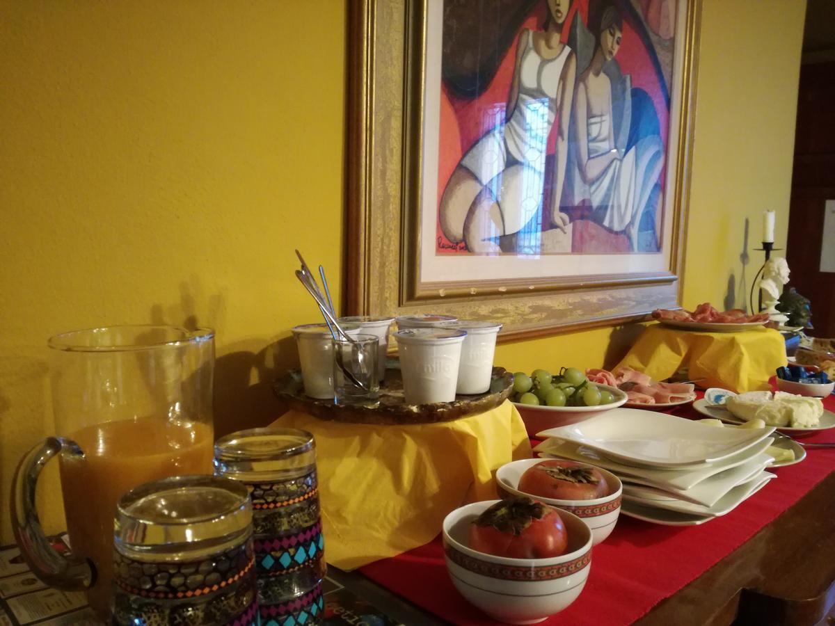 Casa Asso Di Coppe B&B Alba  Buitenkant foto